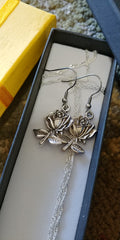 Six Shooter Heritage Rose Stem Necklace Vintage Silver - FREE Matching Earrings